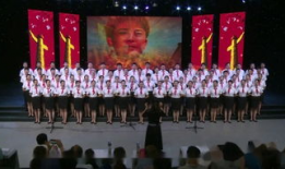 红星闪闪合唱视频,重温红色经典，共筑中国梦